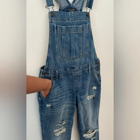 Abercrombie & Fitch Distressed Denim Overalls Raw Hem Boho Comfy Country Size XS - Picture 2 of 11